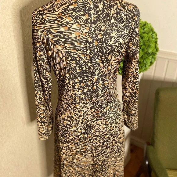 Vintage animal print dress by Stitches Plus, size 14. - Picture 6 of 10